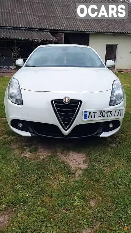 Хетчбек Alfa Romeo Giulietta 2010 1.6 л. обл. Львівська, Дрогобич - Фото 1/9