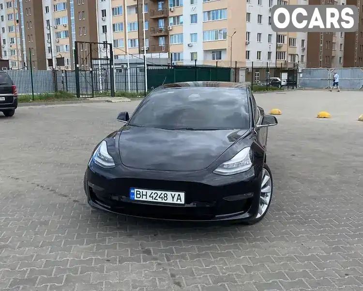 Седан Tesla Model 3 2020 null_content л. Автомат обл. Одесская, Одесса - Фото 1/12