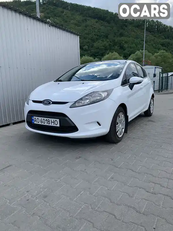 Хэтчбек Ford Fiesta 2012 null_content л. Ручная / Механика обл. Закарпатская, Мукачево - Фото 1/11