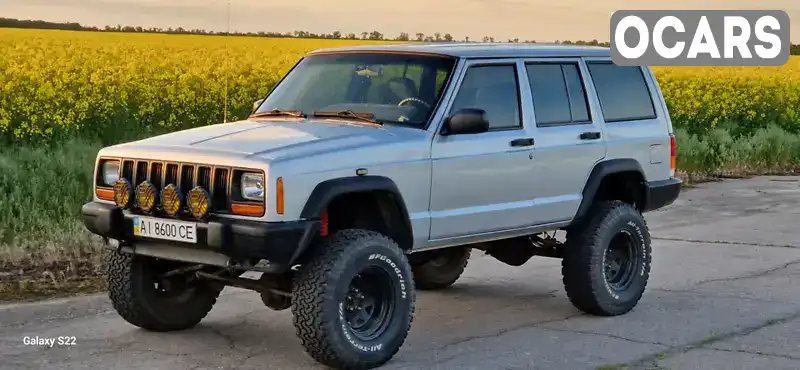 Позашляховик / Кросовер Jeep Cherokee 1998 3.96 л. Автомат обл. Київська, Київ - Фото 1/9