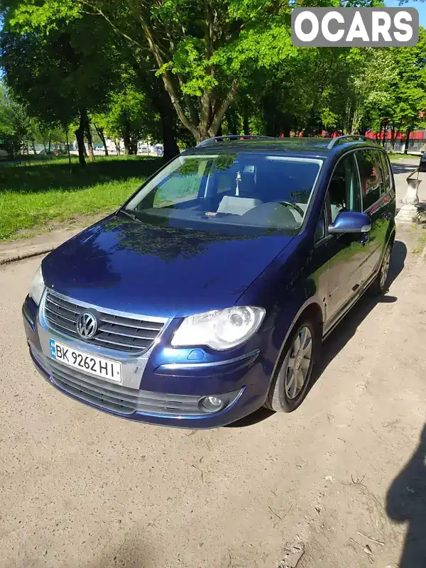 Мінівен Volkswagen Touran 2008 1.39 л. Ручна / Механіка обл. Рівненська, Рівне - Фото 1/19