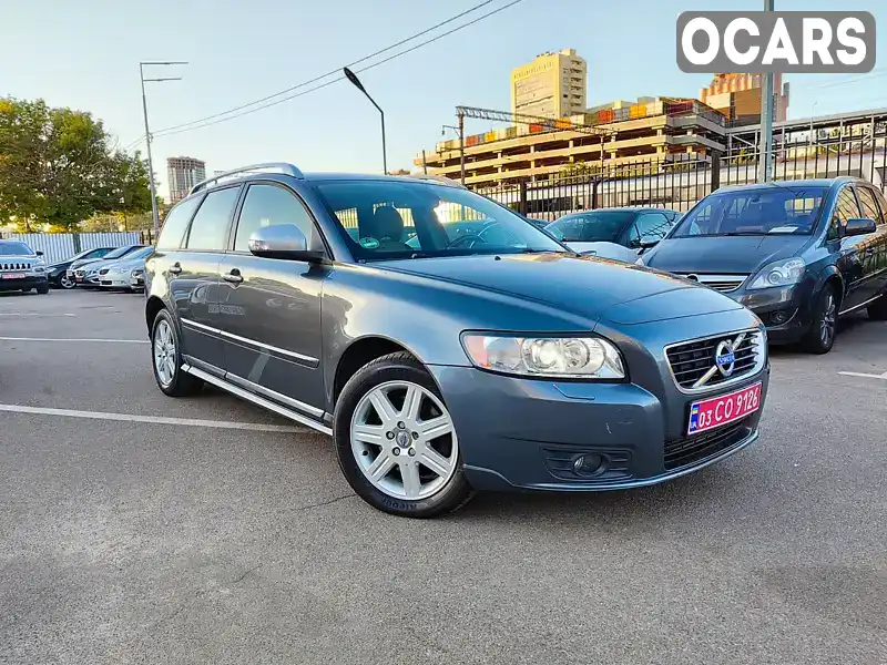 Універсал Volvo V50 2011 2 л. Ручна / Механіка обл. Київська, Київ - Фото 1/21