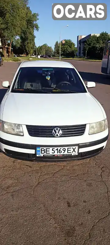Седан Volkswagen Passat 1997 1.6 л. Ручна / Механіка обл. Миколаївська, Южноукраїнськ - Фото 1/7
