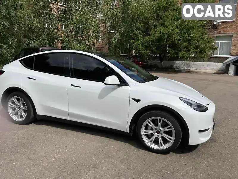 Внедорожник / Кроссовер Tesla Model Y 2022 null_content л. Автомат обл. Черкасская, Умань - Фото 1/21