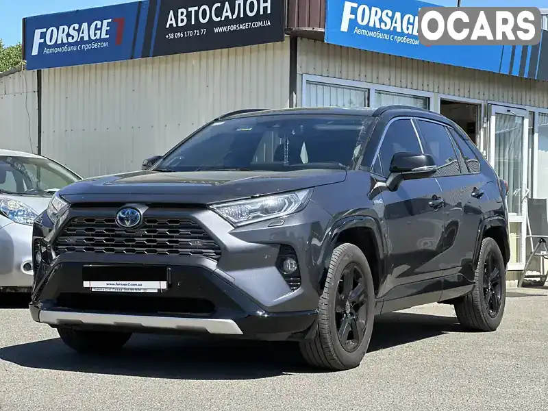 Внедорожник / Кроссовер Toyota RAV4 2020 2.49 л. Вариатор обл. Киевская, Киев - Фото 1/18