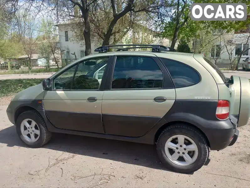 Мінівен Renault Scenic Rx4 2000 2 л. Ручна / Механіка обл. Харківська, Харків - Фото 1/12