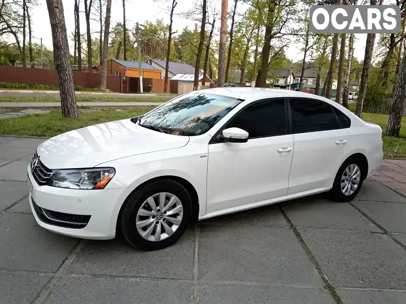 Седан Volkswagen Passat 2013 2.5 л. Автомат обл. Київська, Київ - Фото 1/21