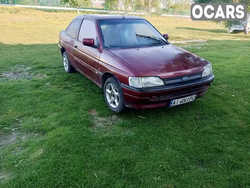 Хэтчбек Ford Escort 1990 1.6 л. Ручная / Механика обл. Киевская, Переяслав - Фото 1/7