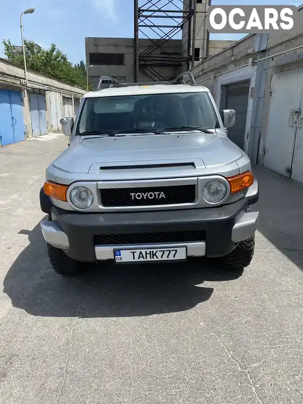 Позашляховик / Кросовер Toyota FJ Cruiser 2006 4 л. Автомат обл. Закарпатська, Ужгород - Фото 1/11