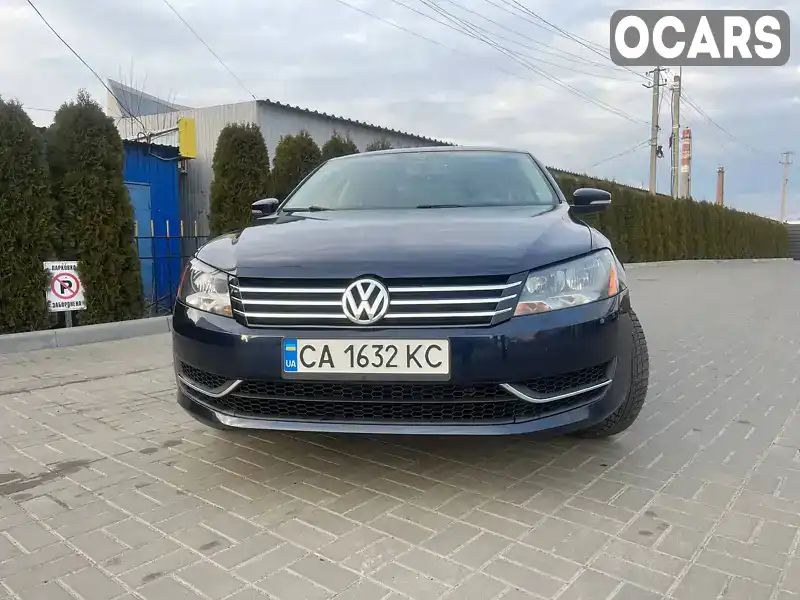 Седан Volkswagen Passat 2012 2.5 л. Автомат обл. Черкасская, Черкассы - Фото 1/15