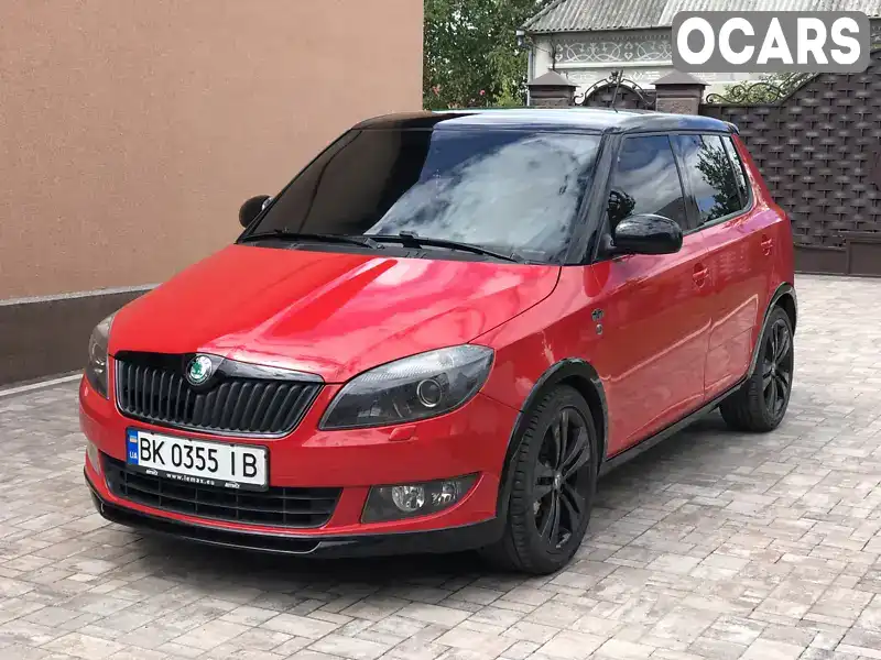 Хэтчбек Skoda Fabia 2011 1.6 л. Ручная / Механика обл. Ровенская, Дубно - Фото 1/18