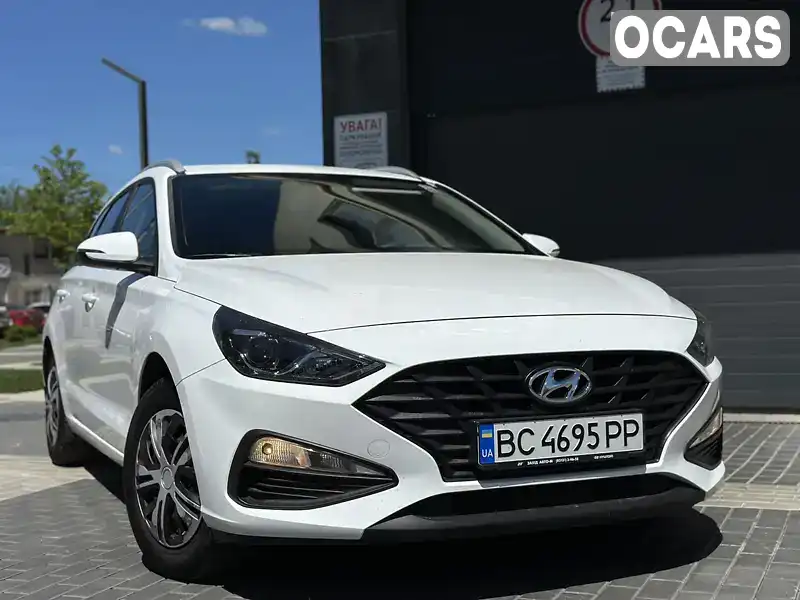 Универсал Hyundai i30 2022 1.5 л. Автомат обл. Львовская, Львов - Фото 1/21