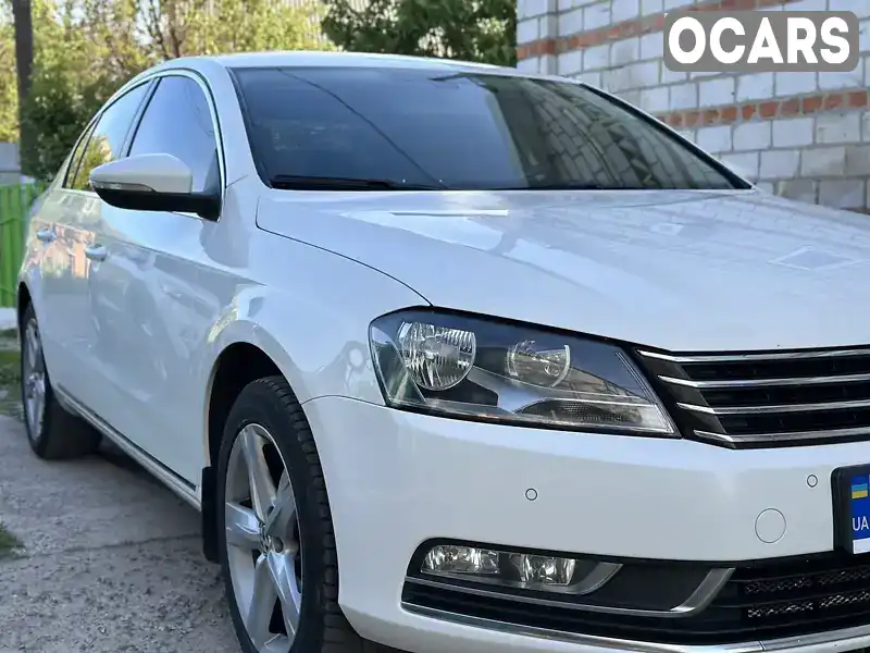 Седан Volkswagen Passat 2013 1.97 л. Автомат обл. Київська, Київ - Фото 1/17