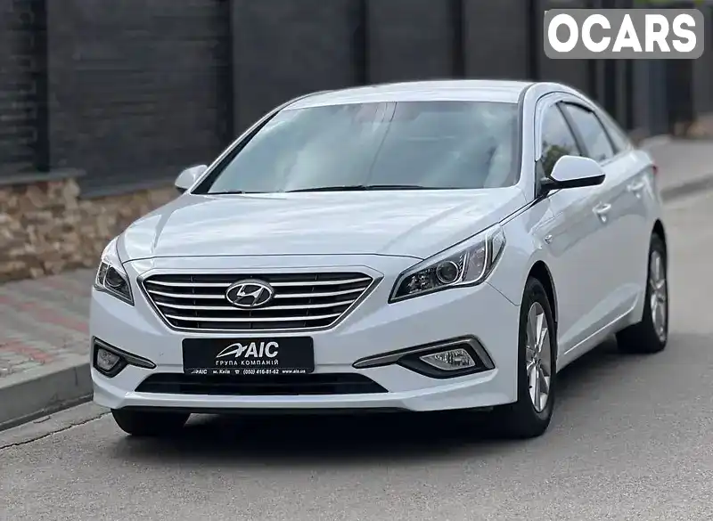 Седан Hyundai Sonata 2016 2 л. Автомат обл. Київська, Київ - Фото 1/14