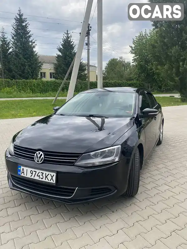 Седан Volkswagen Jetta 2013 2.48 л. обл. Київська, Бровари - Фото 1/15