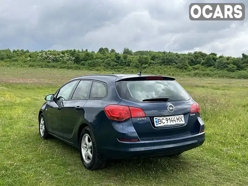 Універсал Opel Astra 2011 1.25 л. Ручна / Механіка обл. Львівська, Мостиська - Фото 1/13