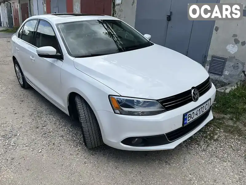 Седан Volkswagen Jetta 2012 2 л. Ручна / Механіка обл. Тернопільська, Тернопіль - Фото 1/7