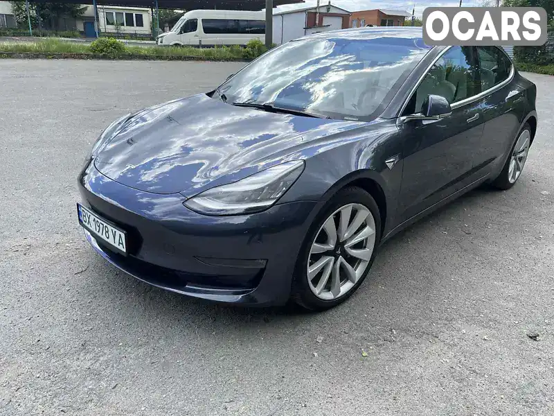 Седан Tesla Model 3 2020 null_content л. Автомат обл. Хмельницкая, Шепетовка - Фото 1/15