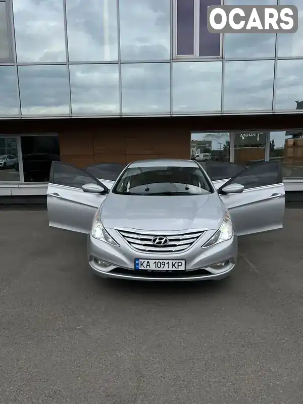 Седан Hyundai Sonata 2012 2.36 л. Автомат обл. Киевская, Вышневое - Фото 1/19