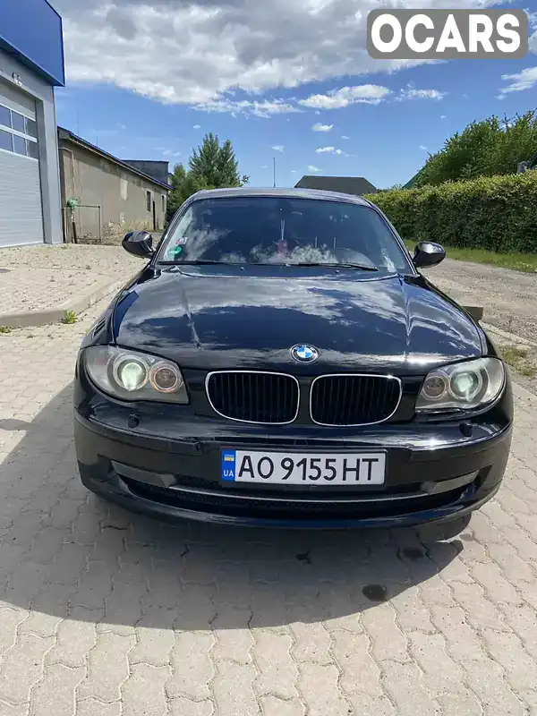 Хэтчбек BMW 1 Series 2009 2 л. Ручная / Механика обл. Закарпатская, Мукачево - Фото 1/13