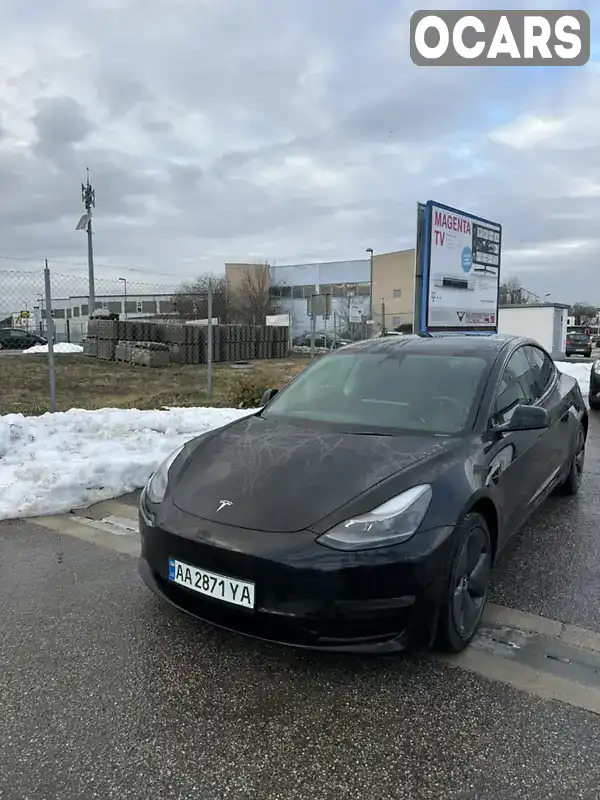 Седан Tesla Model 3 2022 null_content л. обл. Киевская, Киев - Фото 1/7