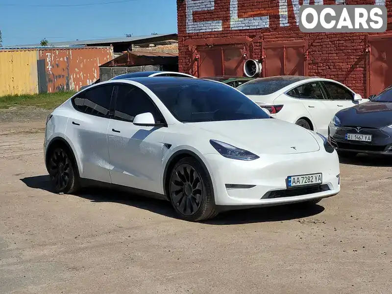 Внедорожник / Кроссовер Tesla Model Y 2022 null_content л. Автомат обл. Киевская, Киев - Фото 1/16