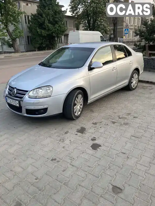 Седан Volkswagen Jetta 2006 1.6 л. Ручна / Механіка обл. Івано-Франківська, Коломия - Фото 1/7