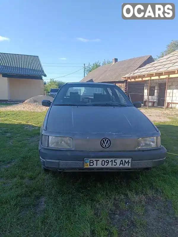 Седан Volkswagen Passat 1988 1.78 л. Ручна / Механіка обл. Волинська, Камінь-Каширський - Фото 1/4