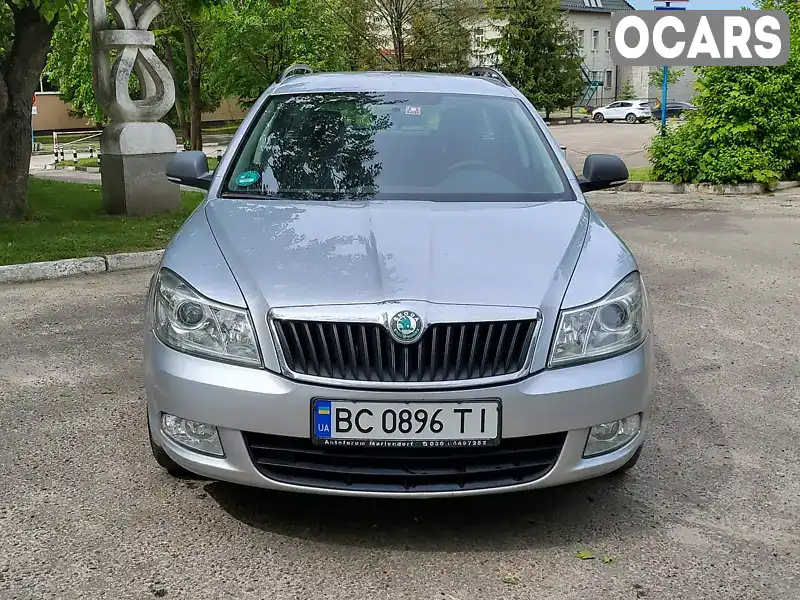 Универсал Skoda Octavia 2012 1.6 л. обл. Львовская, Николаев - Фото 1/21