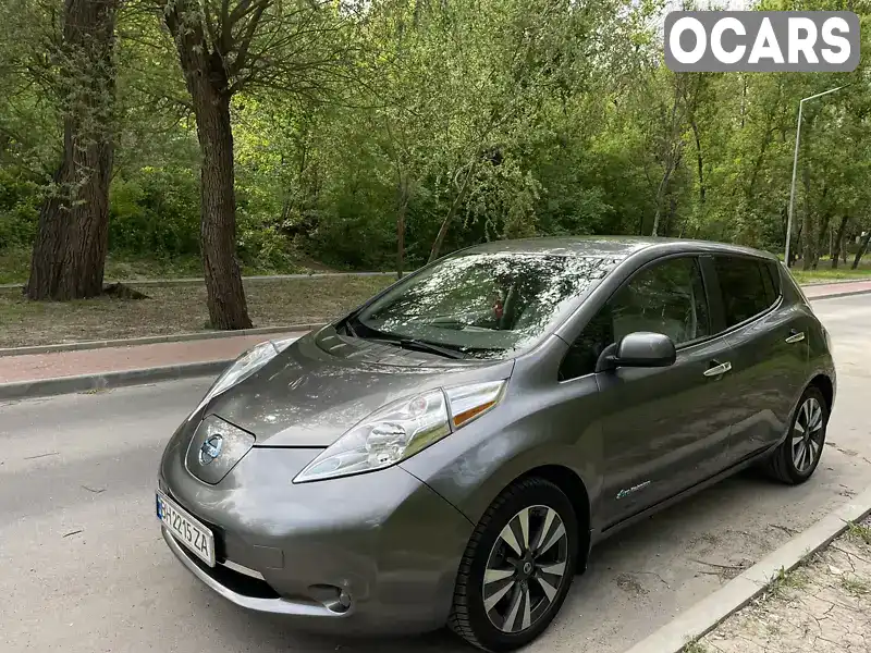 Хэтчбек Nissan Leaf 2017 null_content л. Автомат обл. Одесская, Одесса - Фото 1/12