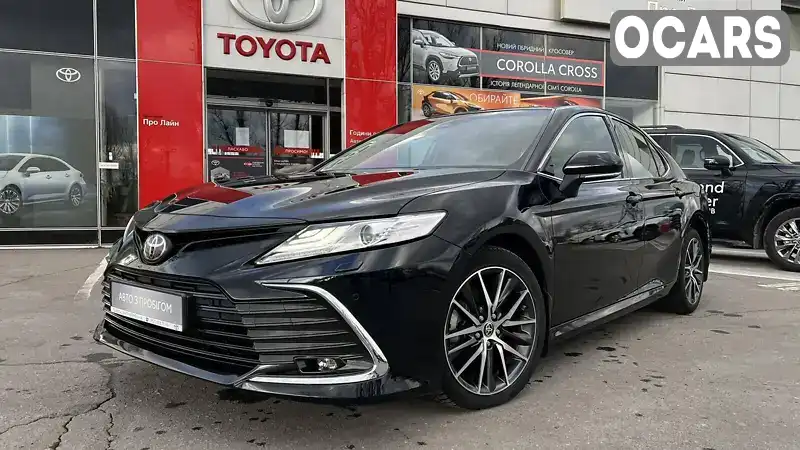 Седан Toyota Camry 2021 2.49 л. Автомат обл. Полтавська, Кременчук - Фото 1/20