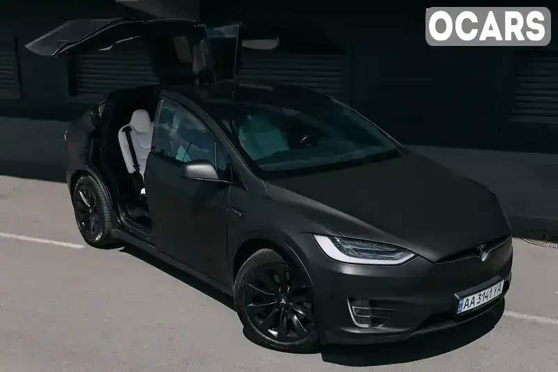 Позашляховик / Кросовер Tesla Model X 2017 null_content л. обл. Київська, Київ - Фото 1/21