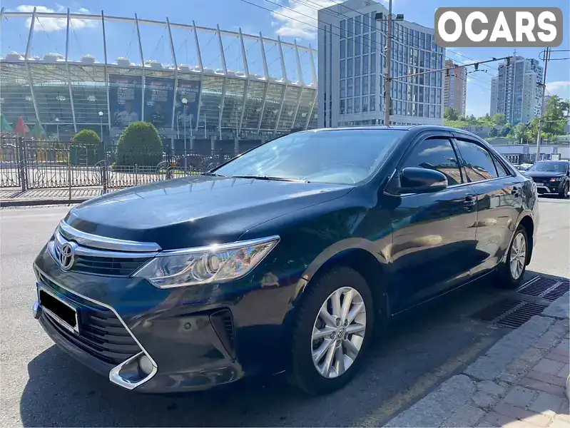 Седан Toyota Camry 2015 2.5 л. Автомат обл. Киевская, Киев - Фото 1/11