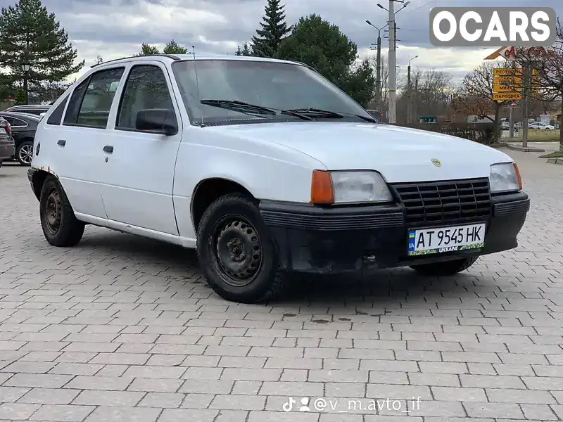 Седан Opel Kadett 1988 1.3 л. Ручная / Механика обл. Ивано-Франковская, Ивано-Франковск - Фото 1/12