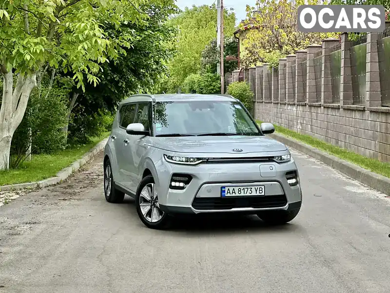 Внедорожник / Кроссовер Kia Soul 2020 null_content л. Вариатор обл. Киевская, Киев - Фото 1/21