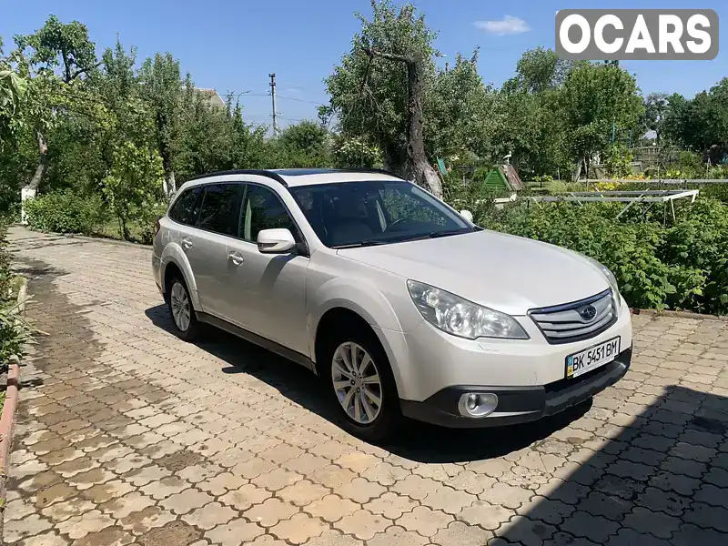 Універсал Subaru Outback 2011 2.46 л. Варіатор обл. Рівненська, Рівне - Фото 1/13