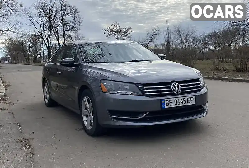Седан Volkswagen Passat 2014 1.8 л. Автомат обл. Волинська, Луцьк - Фото 1/13