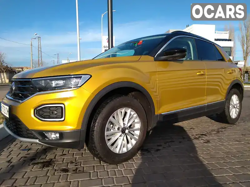 Внедорожник / Кроссовер Volkswagen T-Roc 2020 1.5 л. Автомат обл. Одесская, Одесса - Фото 1/16