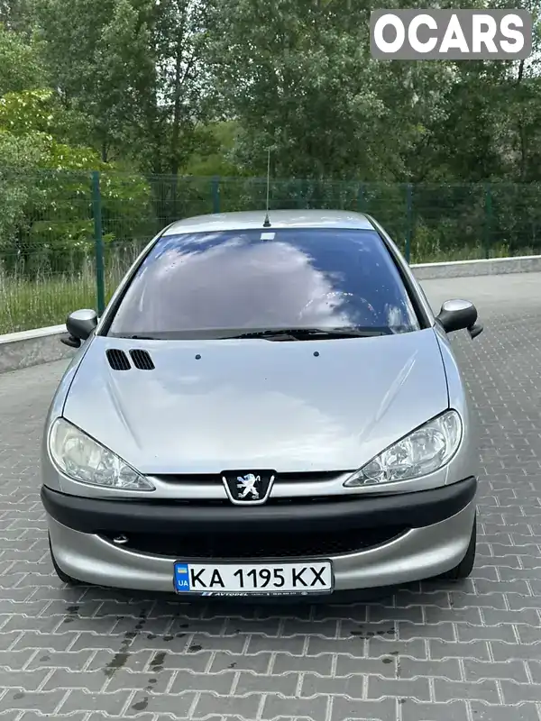 Хэтчбек Peugeot 206 2004 1.36 л. Автомат обл. Киевская, Киев - Фото 1/12