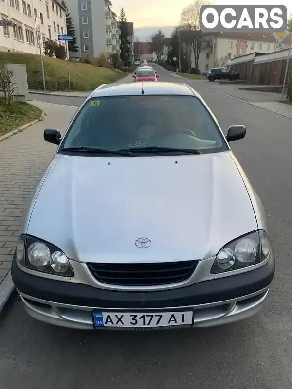 Ліфтбек Toyota Avensis 1999 1.6 л. обл. Харківська, Харків - Фото 1/4