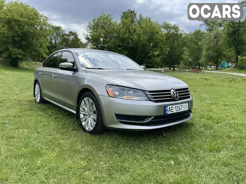 Седан Volkswagen Passat 2013 2.48 л. Автомат обл. Дніпропетровська, Дніпро (Дніпропетровськ) - Фото 1/21