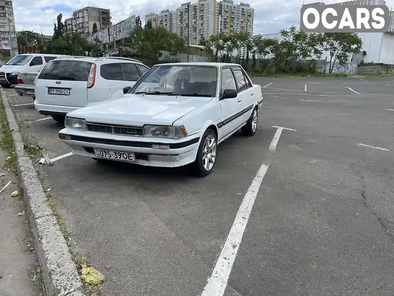 Седан Toyota Carina 1990 1.8 л. Автомат обл. Одесская, Одесса - Фото 1/9