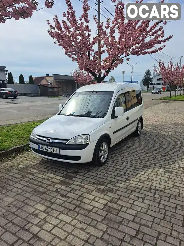 Минивэн Opel Combo 2010 1.69 л. Ручная / Механика обл. Закарпатская, Мукачево - Фото 1/12