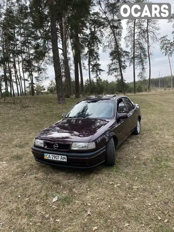 Седан Opel Vectra 1993 2 л. Ручная / Механика обл. Черкасская, Черкассы - Фото 1/14