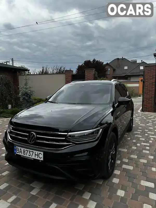 Позашляховик / Кросовер Volkswagen Tiguan 2021 1.98 л. Автомат обл. Кіровоградська, Кропивницький (Кіровоград) - Фото 1/21