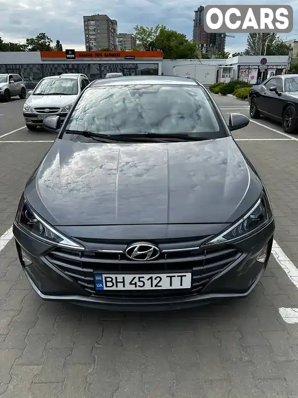 Седан Hyundai Elantra 2019 2 л. Автомат обл. Одесская, Одесса - Фото 1/18