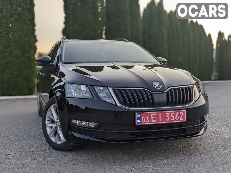 Универсал Skoda Octavia 2017 1.6 л. Автомат обл. Ровенская, Дубно - Фото 1/21