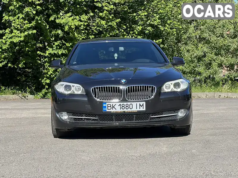 Седан BMW 5 Series 2013 2 л. Автомат обл. Ровенская, Ровно - Фото 1/21