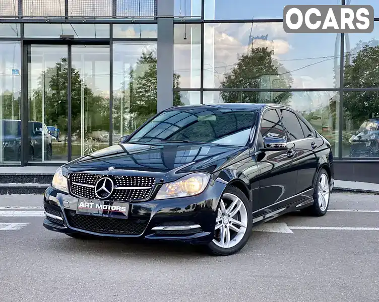 Седан Mercedes-Benz C-Class 2013 3.5 л. Автомат обл. Київська, Київ - Фото 1/21