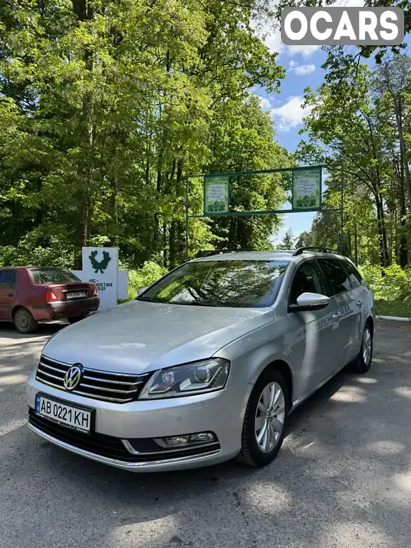 Универсал Volkswagen Passat 2013 1.97 л. Автомат обл. Винницкая, Хмельник - Фото 1/21